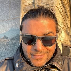 Meet your Posher, Amar